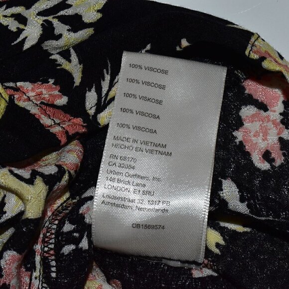 Free People Hilary Print Boho Top Black Floral Size M - Picture 14 of 14
